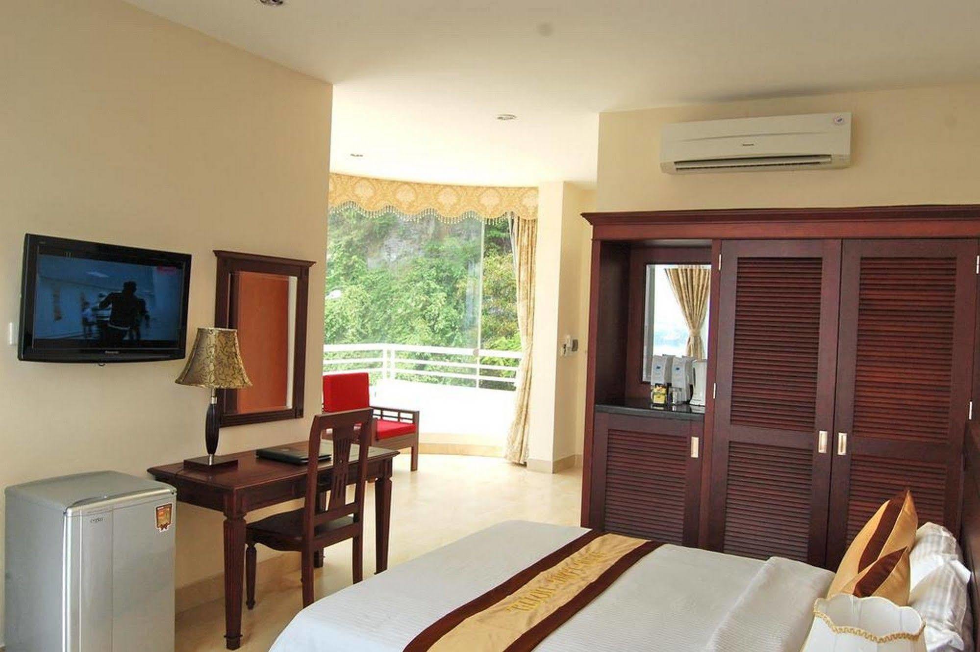 Hung Long Harbour Hotel Cat Ba Dong Khe Sau Εξωτερικό φωτογραφία
